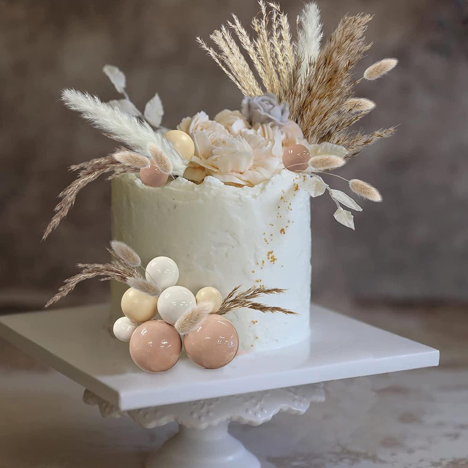 BUNNY TAIL GRASS CAKE DECOR