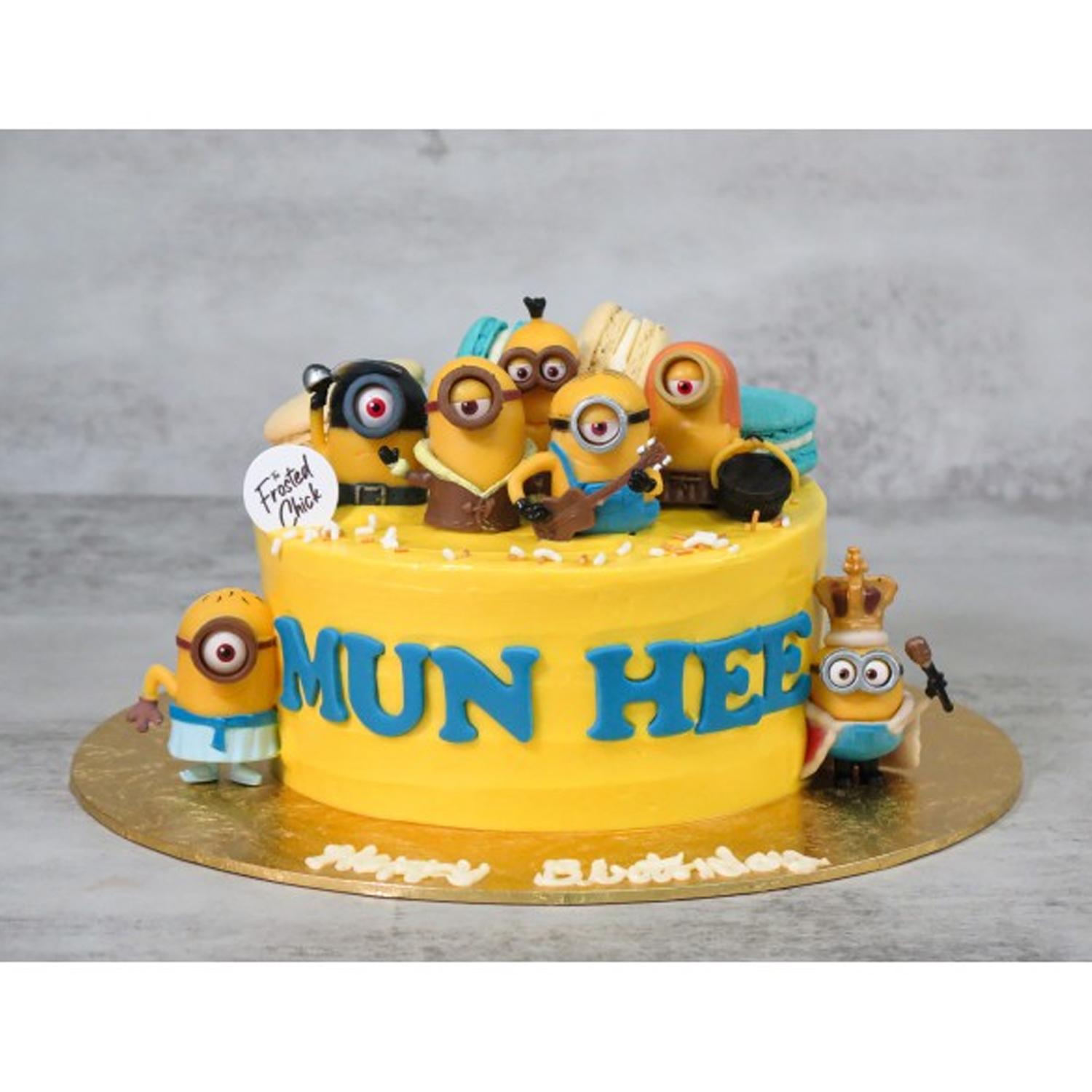 MINIONS CAKE TOPPERS