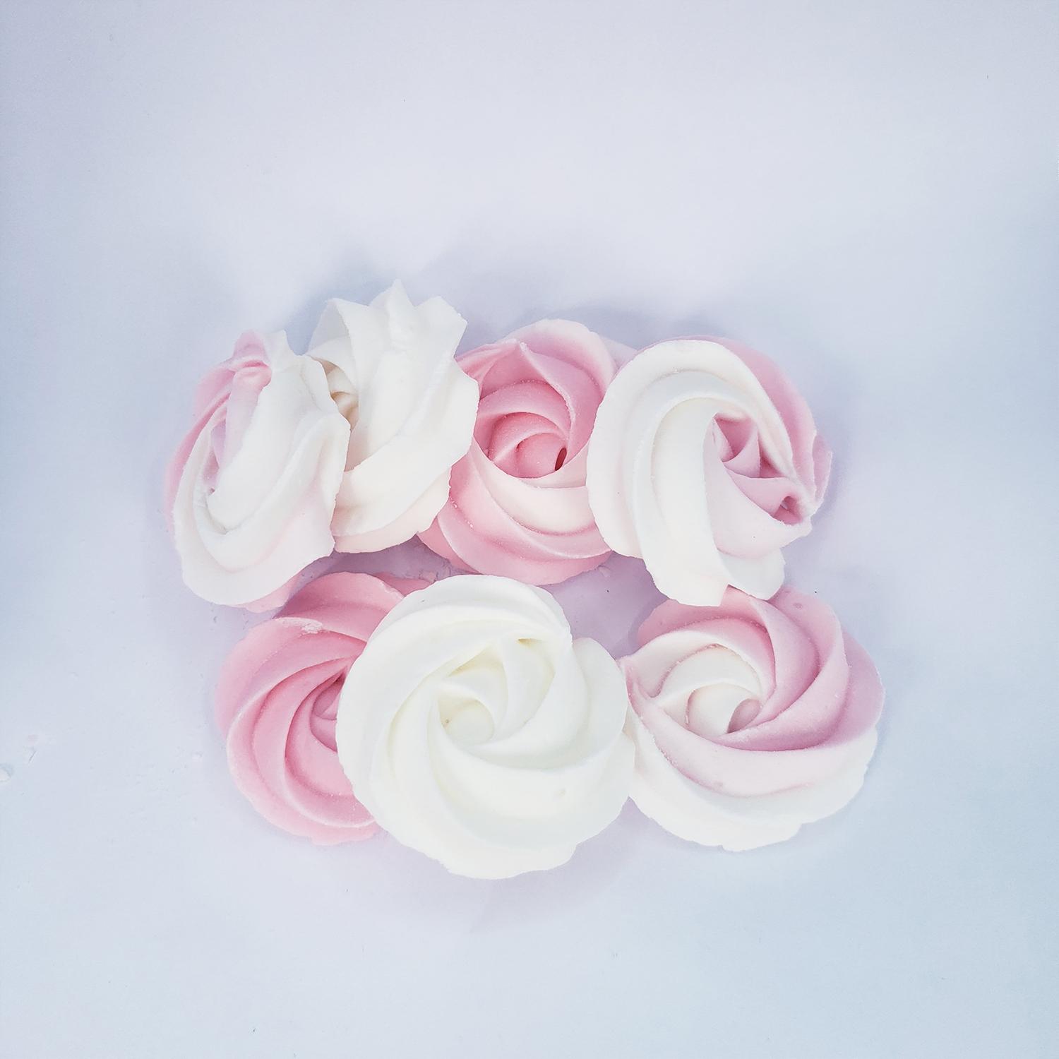 PINK AND WHITE ROYAL ICING ROSETTES