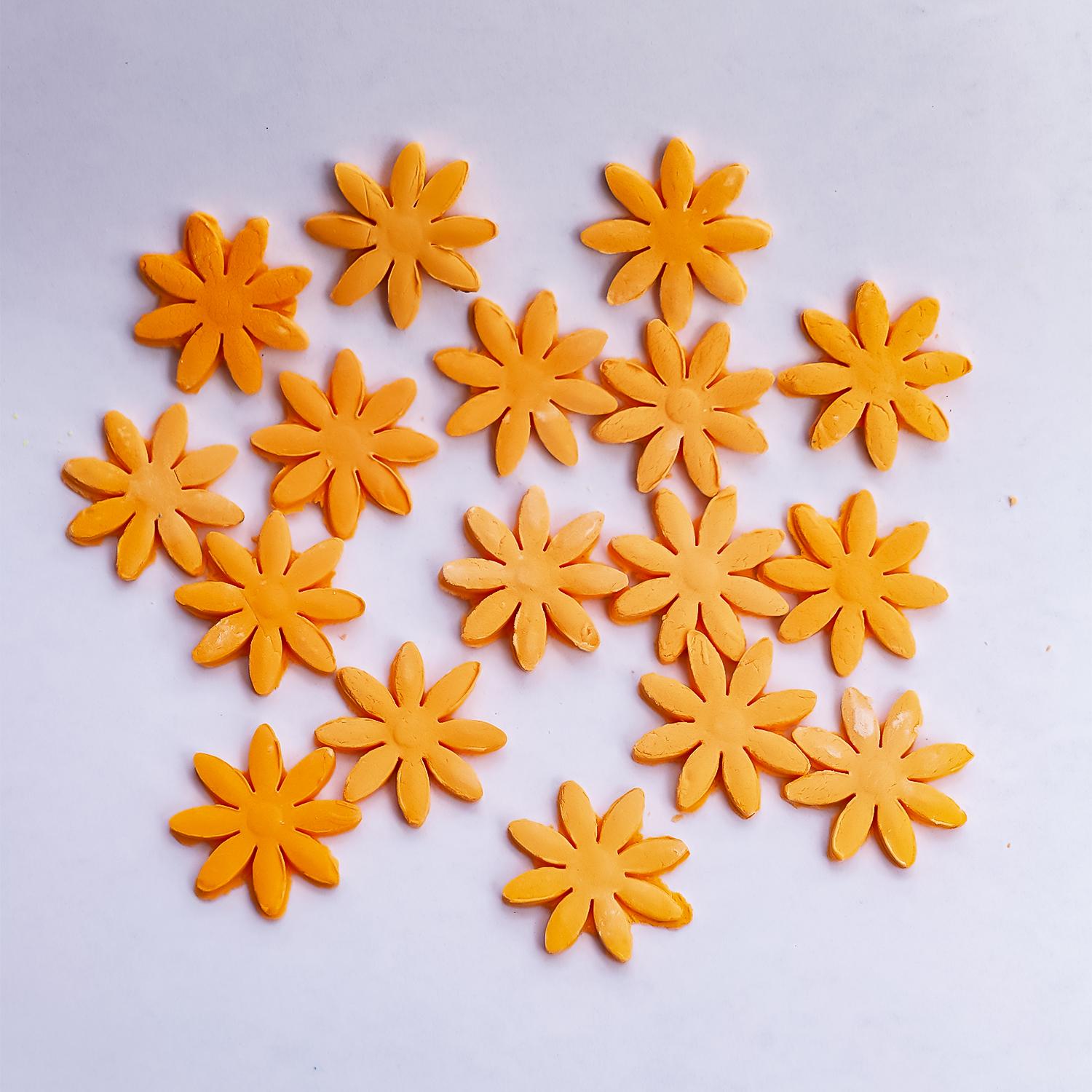 SUPER CAKES DAISY FLOWERS ORANGE