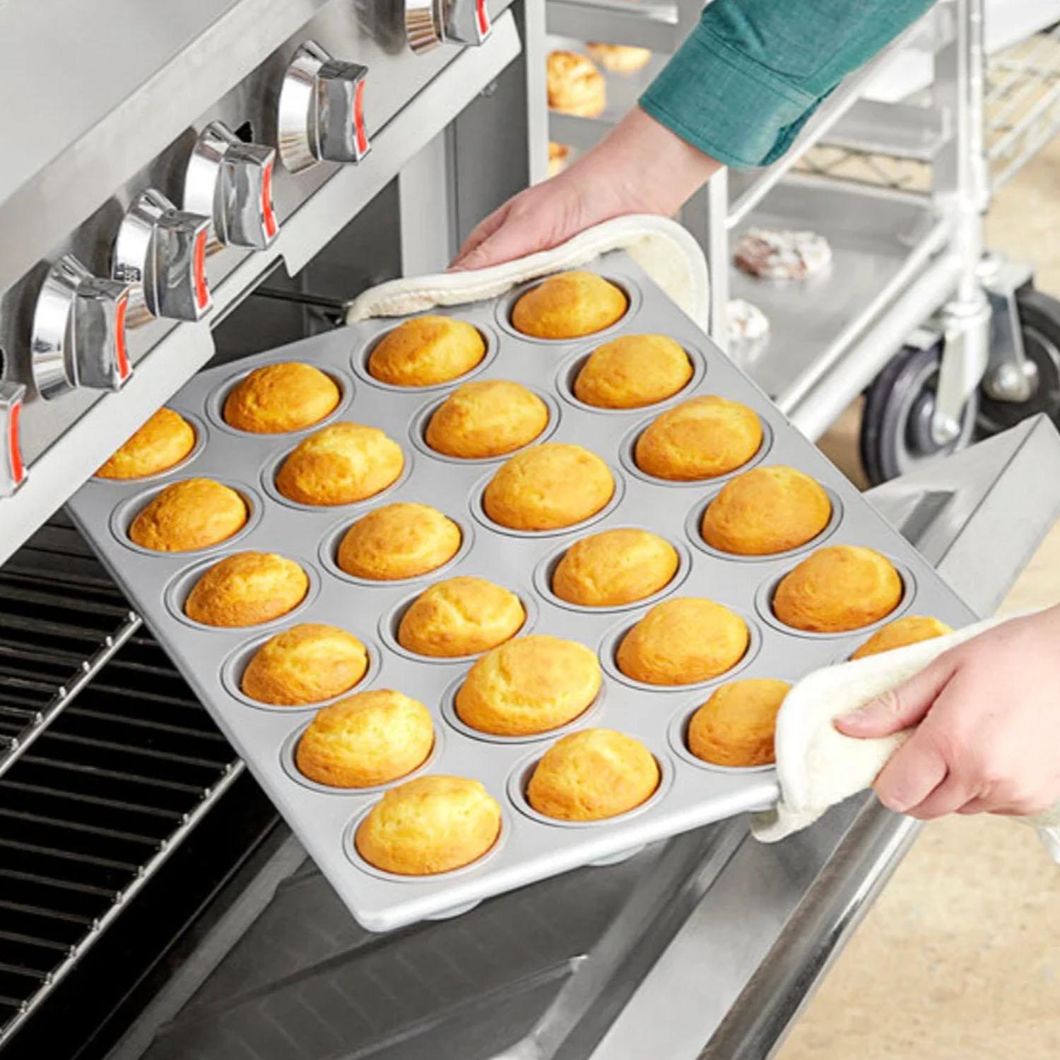 MERRIT CARBON STEEL 24 HOLE MINI CUPCAKE PAN